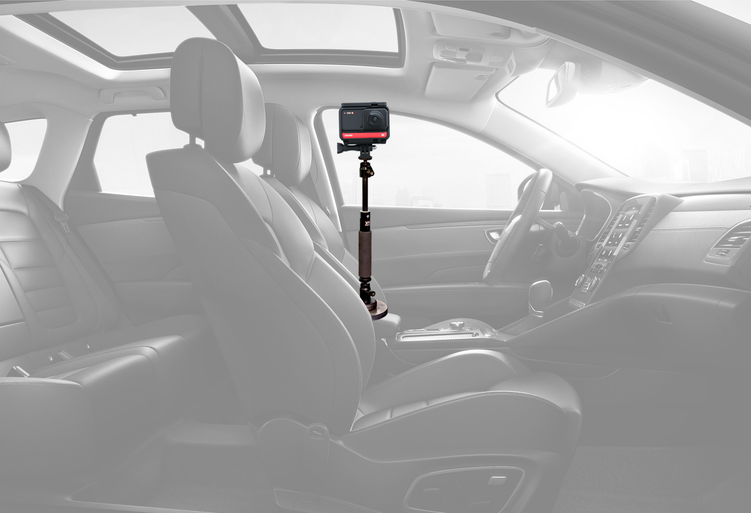 Insta360 inside the car